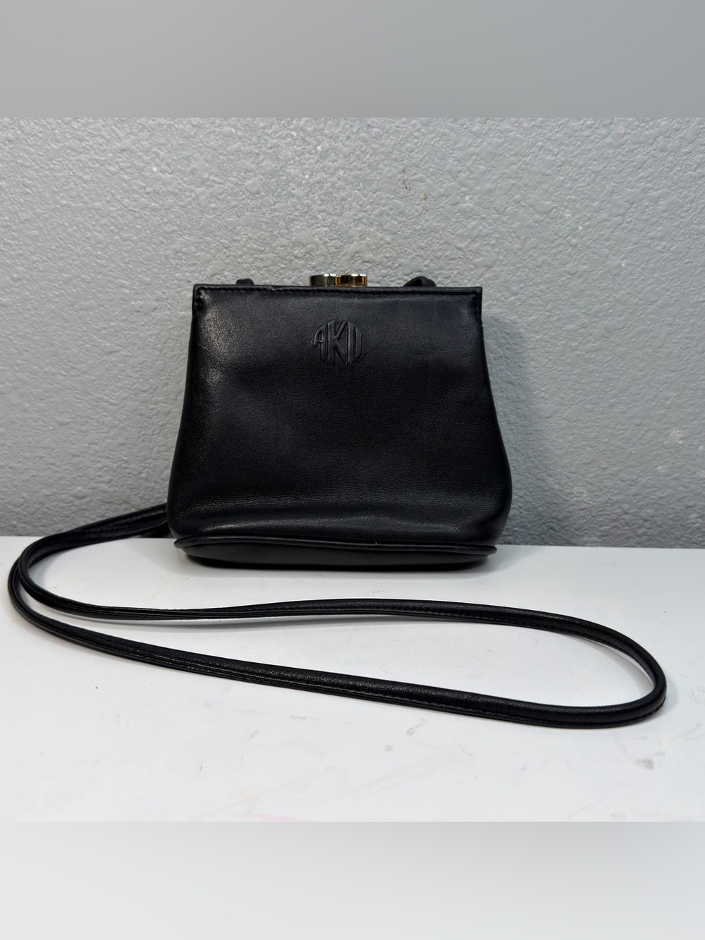 ANN KLEIN II for OROTON Vintage Smaller Black Leather Cross-Body Handbag EUC
